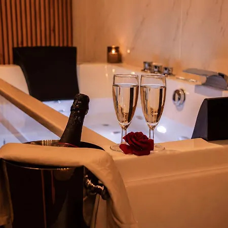 Briarde Ciné Jacuzzi Proche Paris Et Appartement *